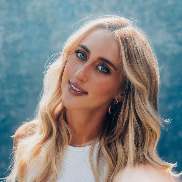 Ashley Cooke Manchester