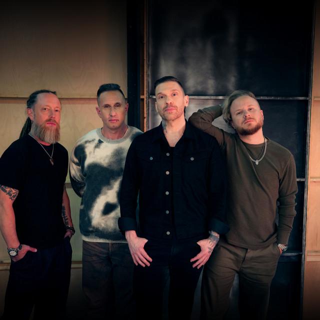 Shinedown with Coheed and Cambria, Those Damn Crows