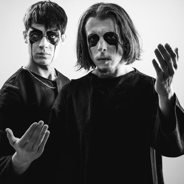 The Garage Doors Worms
